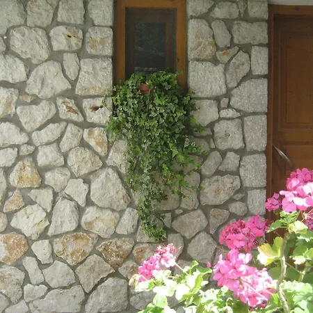 Christianna Apartman *