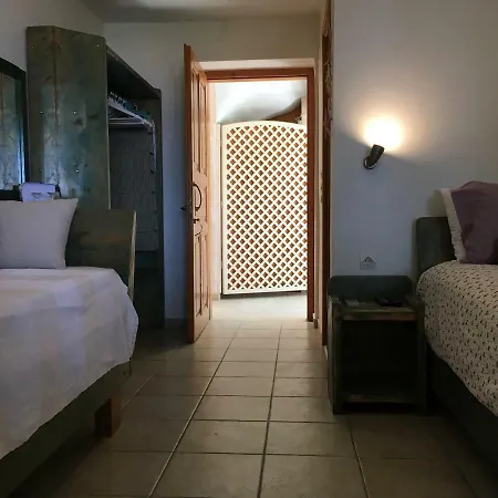Christianna Apartman Áyios Nikítas