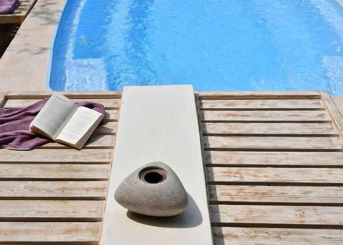 Christianna Agios Nikitas