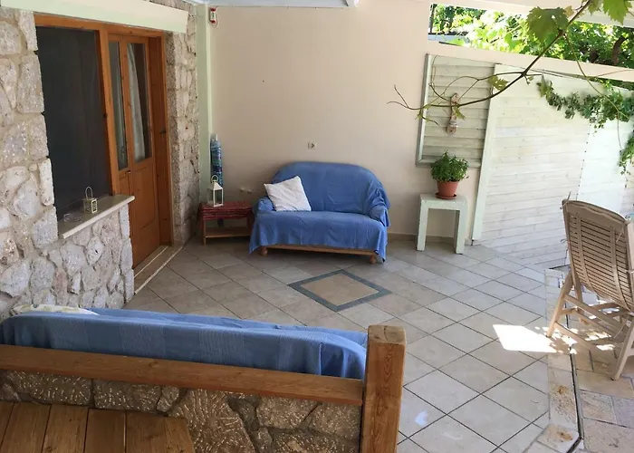 Christianna * Agios Nikitas